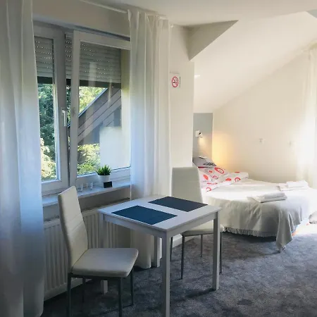 Apartament Zakątek Podolany Poznań Zewnętrze zdjęcie